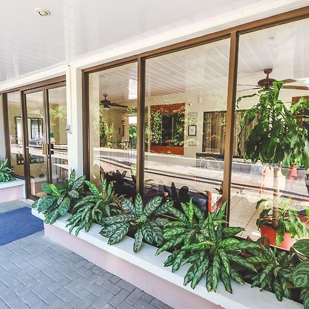 Hotel Flor Blanca Manuel Antonio Exterior photo