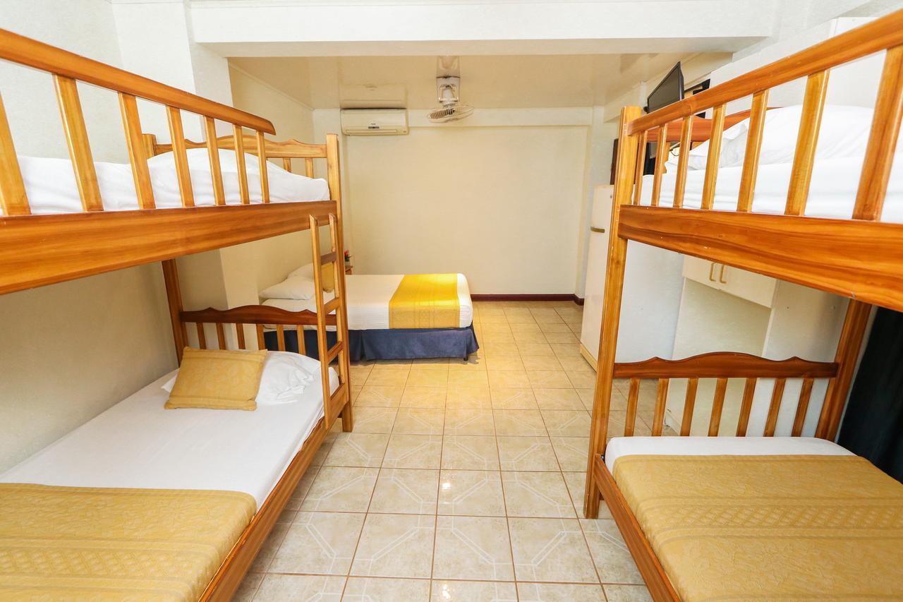 Hotel Flor Blanca Manuel Antonio Exterior photo